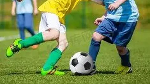 《罗马诺独家爆料：萨拉赫出战国米存疑，利物浦内部紧急磋商未来方案》